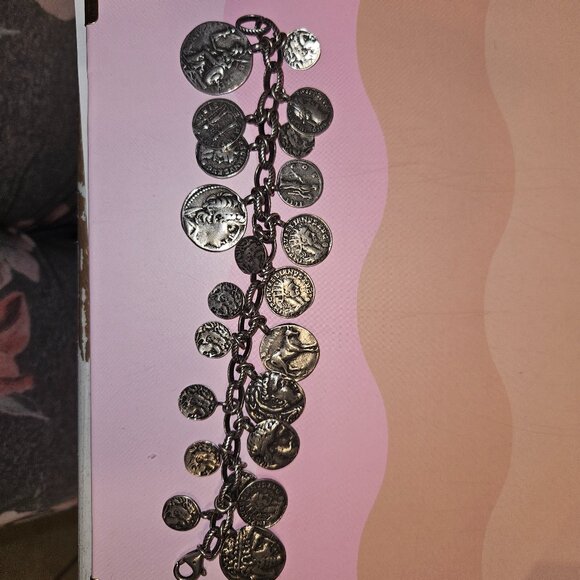 Gorgeous Silpada Sterling Silver Coin Charm Bracelet – Size 7.5” - Picture 1 of 3